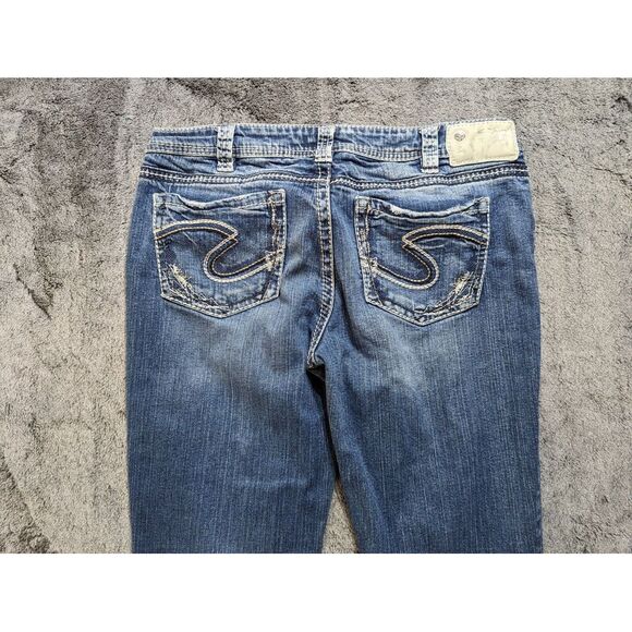 Silver Aiko Bootcut Women's Jeans Size W31/L31 Medium Wash - Picture 12 of 14